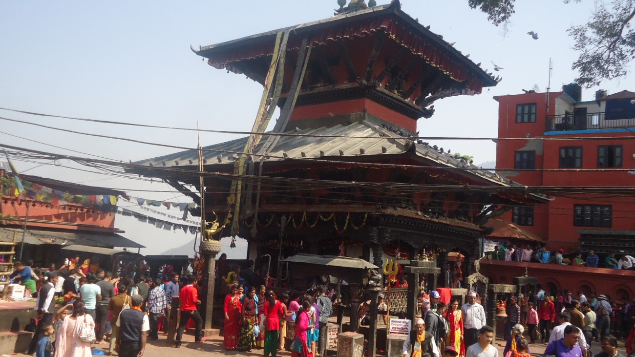 मनकामना मन्दिरमा भारतीयको भीड