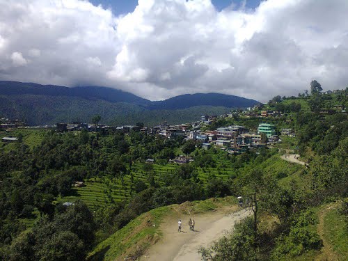 डोटी-अक्षाम सडक खण्डमा नेपाली सेनाको गाडी दुर्घटना,१४ सैनिक घाइते