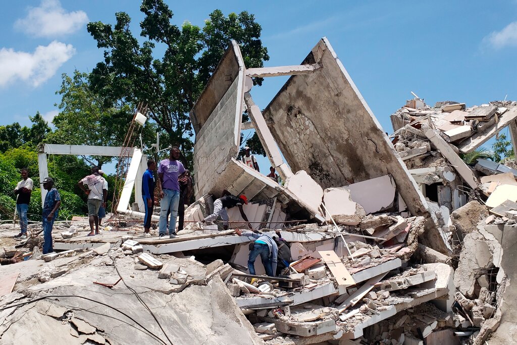 हैटीमा ७.२ म्याग्नेट्युडको भूकम्पः ३०४ को मृत्यु, १८ सय बढी घाइते